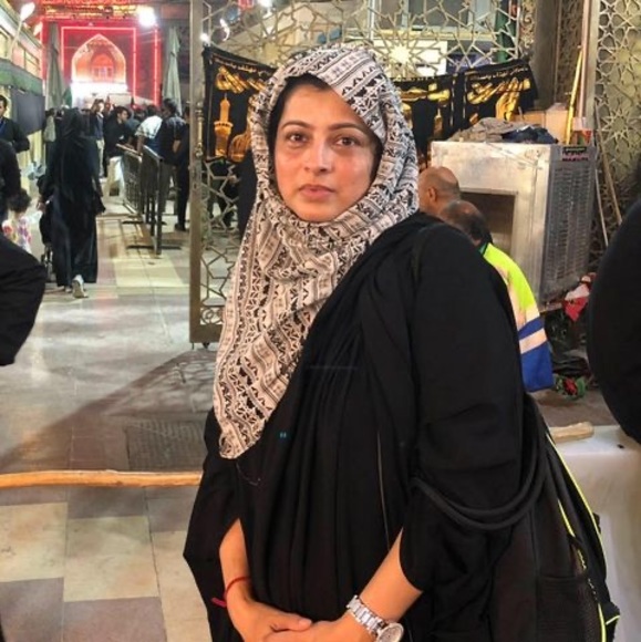 Meet your Posher, Amber - Picture 1 of 1